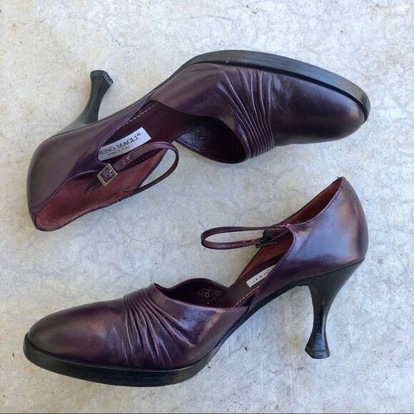 Bruno Magli burgundy purple leather pumps heels - Picture 2 of 6